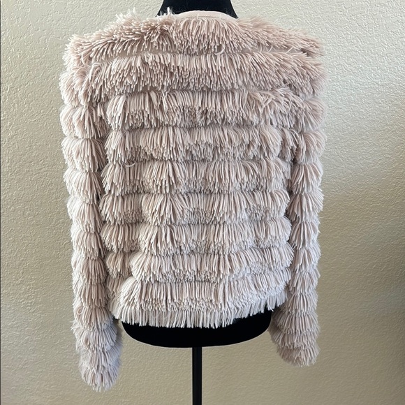 Nordstroms Lark Brand Cream Furry Fringe Clasp Cardigan - Picture 6 of 9
